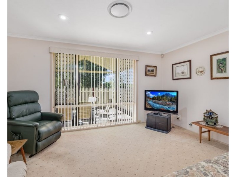 8 MacGregor Close, Tenambit NSW 2323