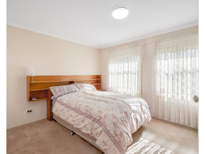 8 MacGregor Close, Tenambit NSW 2323