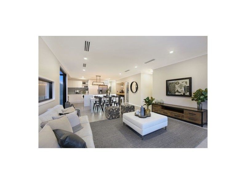 147 The Boulevard, Narangba QLD 4504