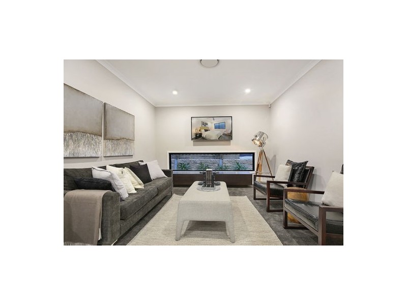 8 Petrie Creek Road, Nambour QLD 4560