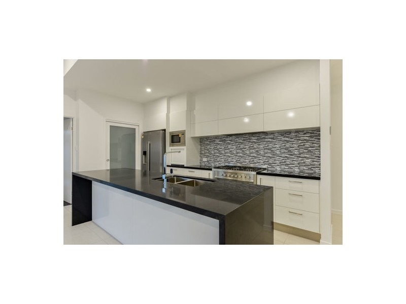 1098 Meredith Crescent, Caloundra West QLD 4551