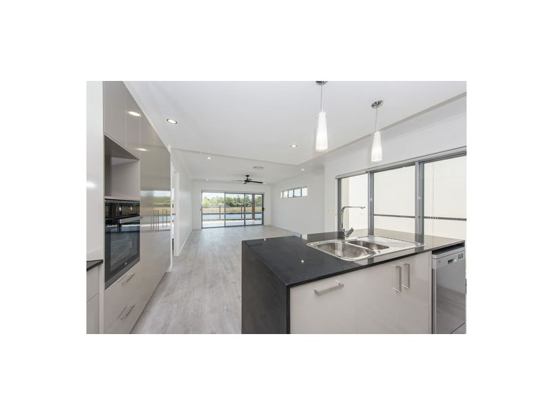 667 New Street Riverbank Estate, Caboolture South QLD 4510