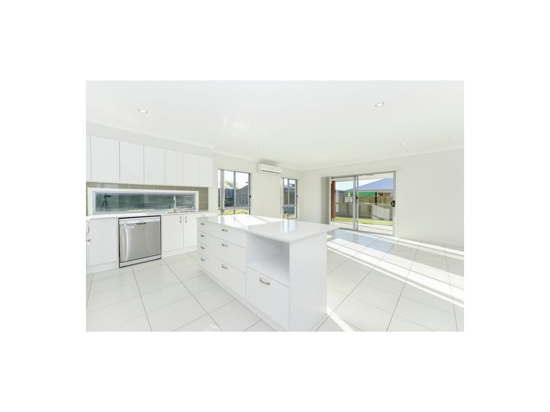 1036 Wishart Crescent, Caloundra West QLD 4551