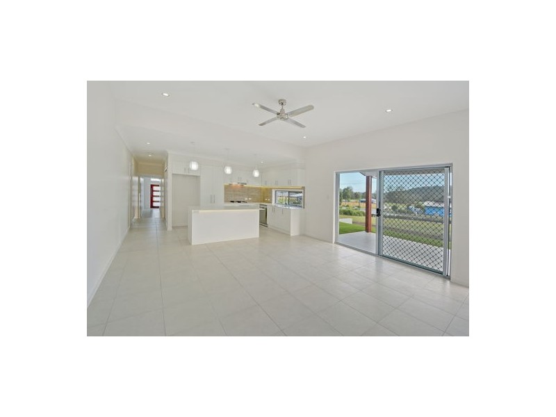 22 Leapai Pde Griffin Crest, Griffin QLD 4503