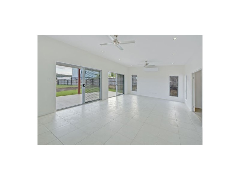 22 Leapai Pde Griffin Crest, Griffin QLD 4503