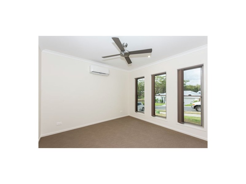 1000 Wishart Crescent, Bells Creek QLD 4551