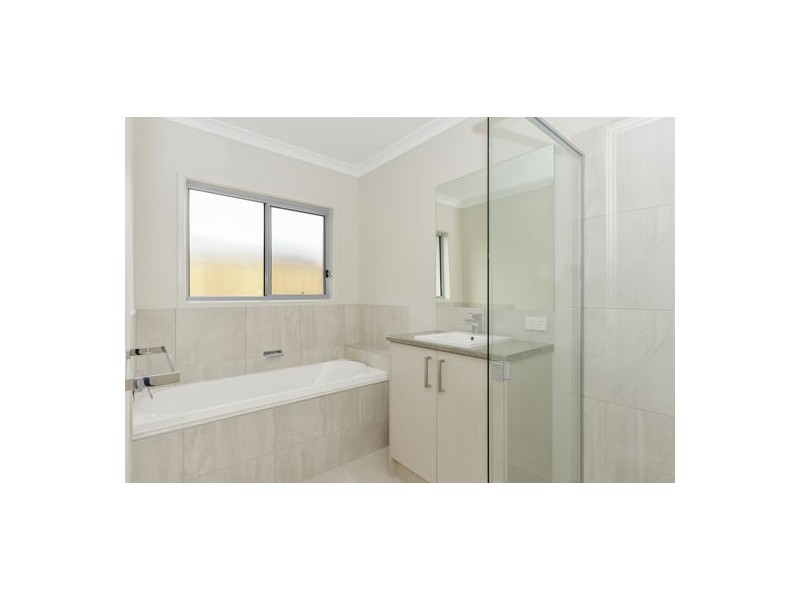 53 Wheeldon Crt GREENWOOD GROVE, Cooroy QLD 4563