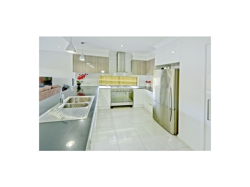 891 Clouston Street, Bells Creek QLD 4551