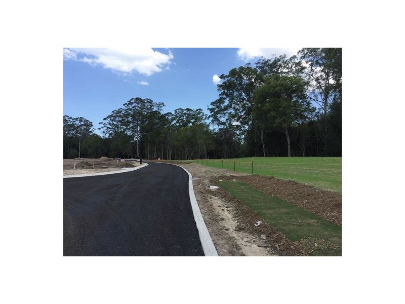 43 Fryar Court, Landsborough QLD 4550