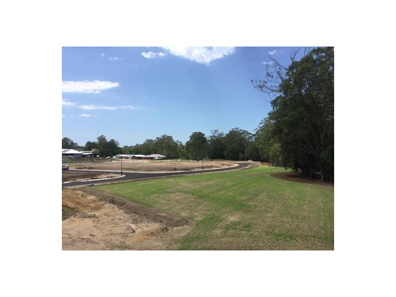 43 Fryar Court, Landsborough QLD 4550