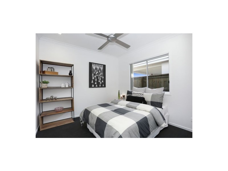 1613 Berry Crescent, Bells Creek QLD 4551