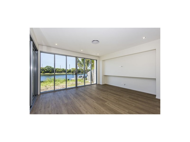 574 Aquila Circuit, Banksia Beach QLD 4507