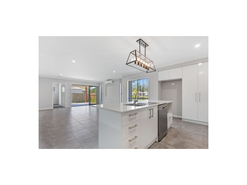 133 Creekside Circuit, Nambour QLD 4560