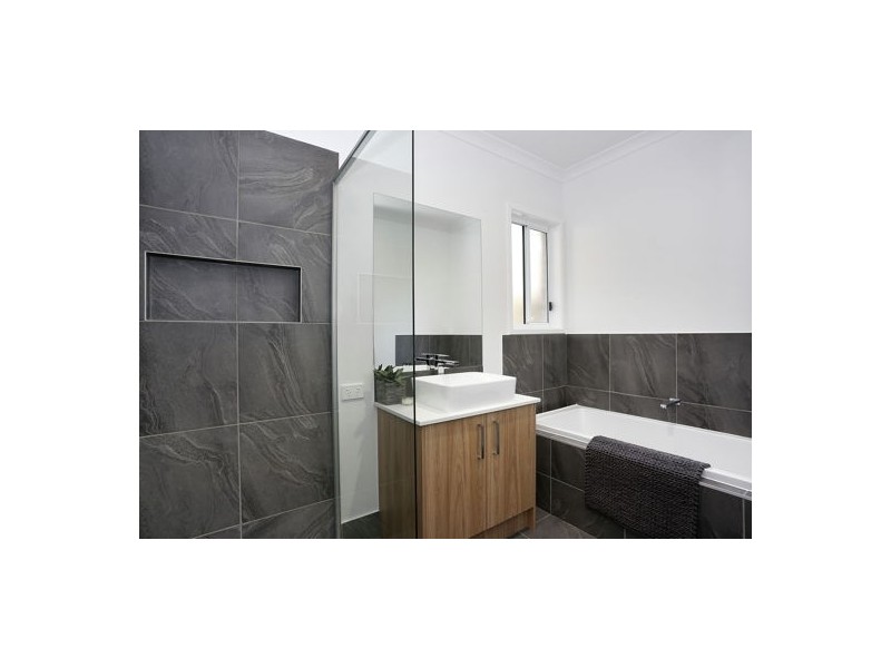 New Road, Bells Creek QLD 4551