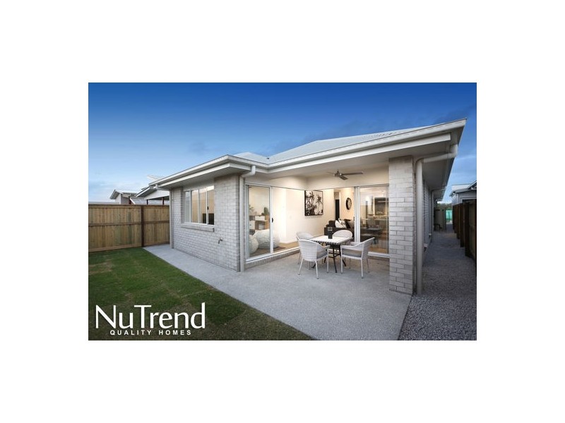 Santa Cruz 19 Harmony Estate, Palmview QLD 4553