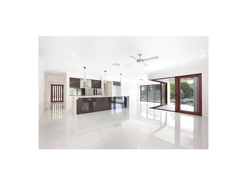 113 New Road, Griffin QLD 4503