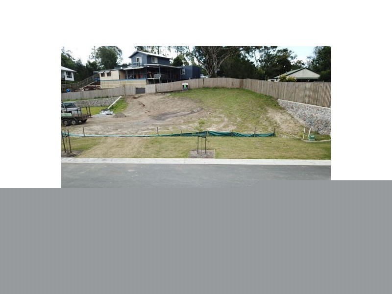 17 Holland Street, Landsborough QLD 4550