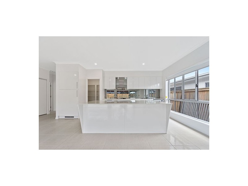 159 Callisia Crescent, Banksia Beach QLD 4507