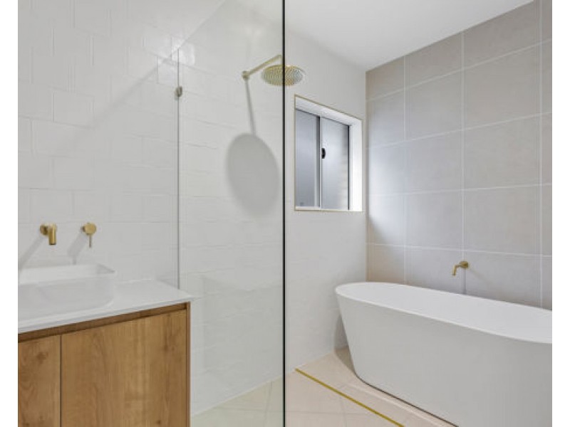 Lot 115 Excalibur Crescent, Southside QLD 4570