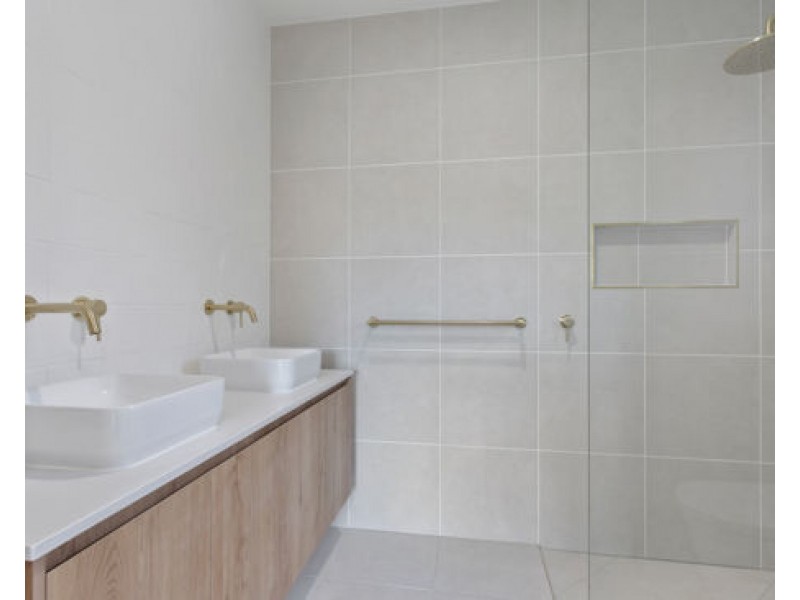 Lot 115 Excalibur Crescent, Southside QLD 4570