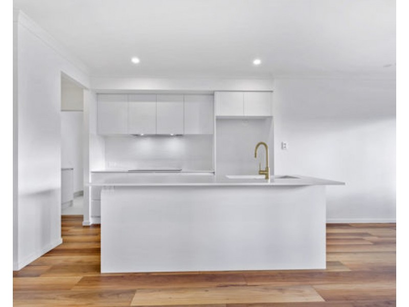 Lot 115 Excalibur Crescent, Southside QLD 4570