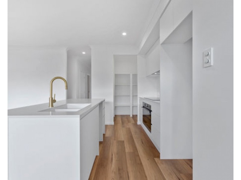 Lot 115 Excalibur Crescent, Southside QLD 4570