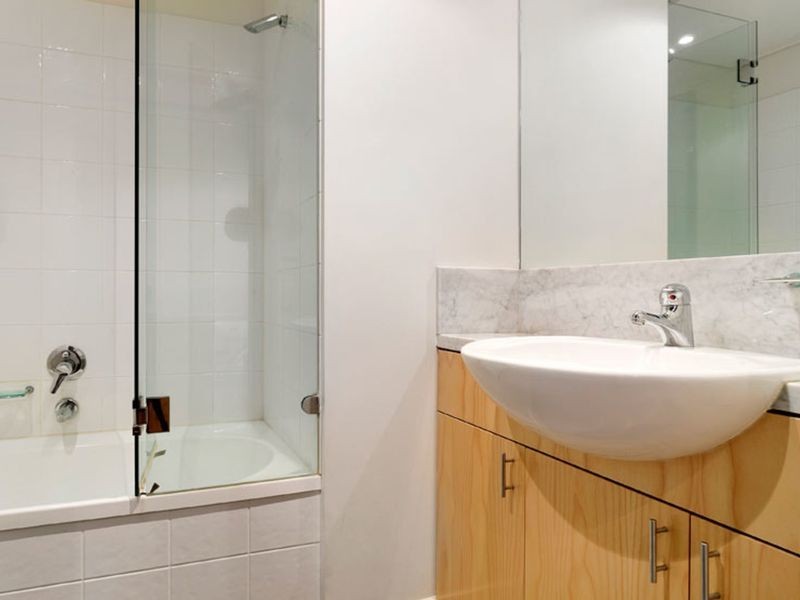 2304/14 Kavanagh Street, Southbank VIC 3006