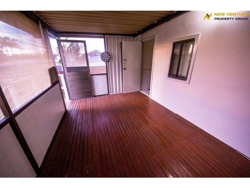 80 Ballandella Rd, Toongabbie NSW 2146