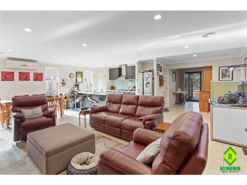 52 Fantail Way, Brookfield VIC 3338