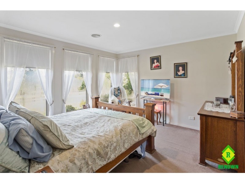 52 Fantail Way, Brookfield VIC 3338