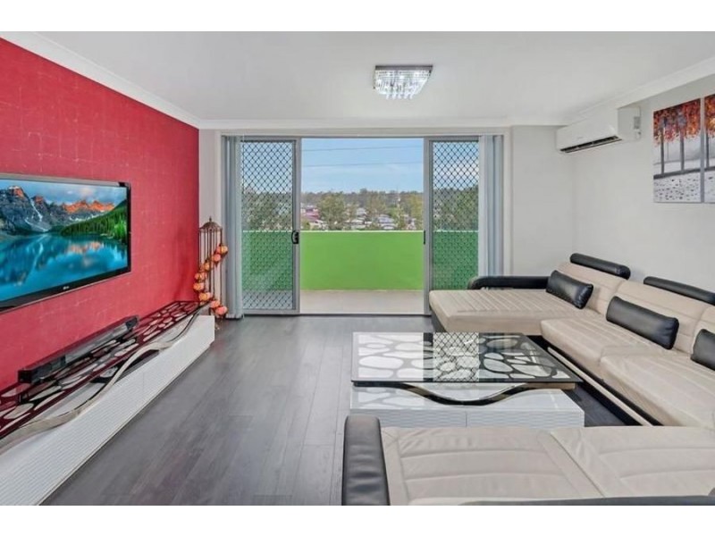 401/8D Myrtle Street, Prospect NSW 2148