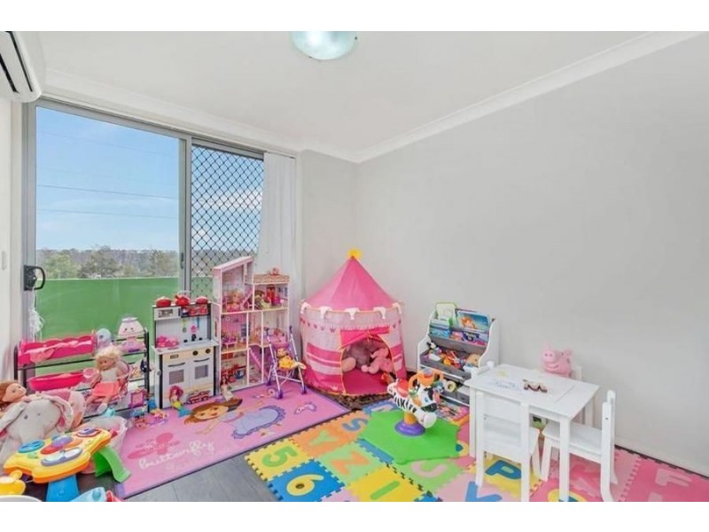 401/8D Myrtle Street, Prospect NSW 2148