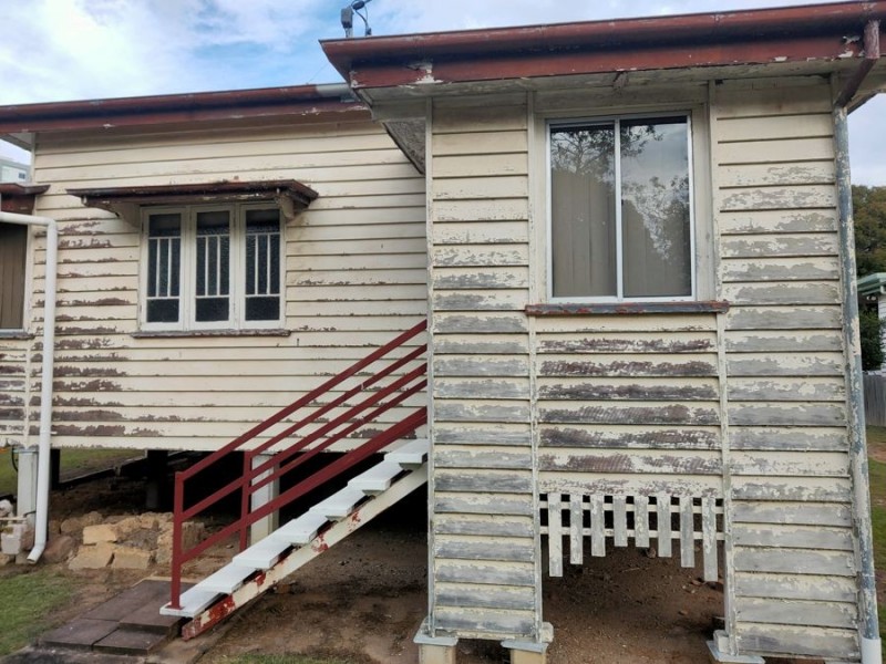 2 Elizabeth Street, Woodend QLD 4305