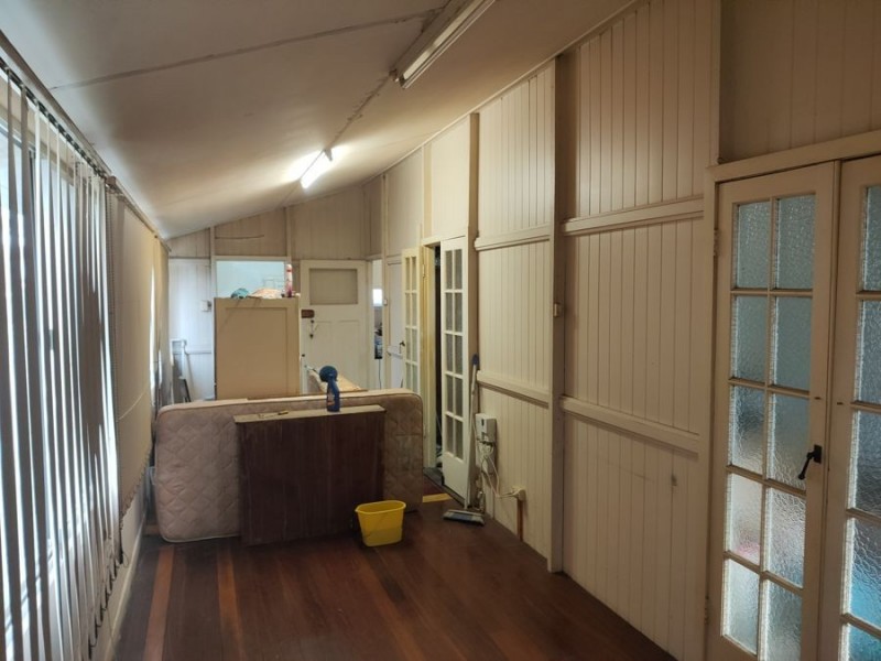 2 Elizabeth Street, Woodend QLD 4305