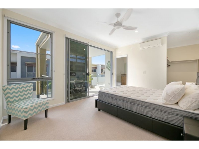 31/3400 Panorama Drive, Carrara QLD 4211