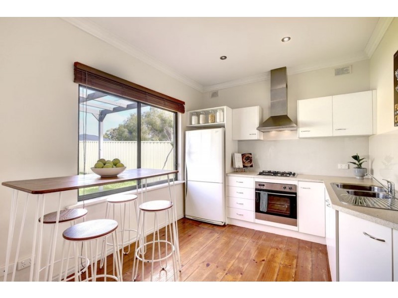 52 Ormond Avenue, Clearview SA 5085