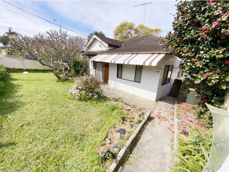 108 Railway Pde, Mortdale NSW 2223