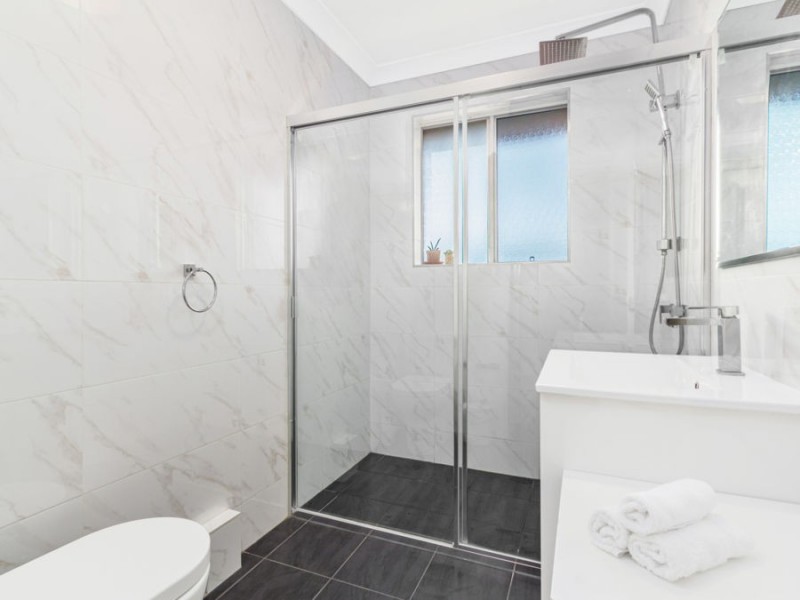 9 31-33 Fourth Avenue, Campsie NSW 2194