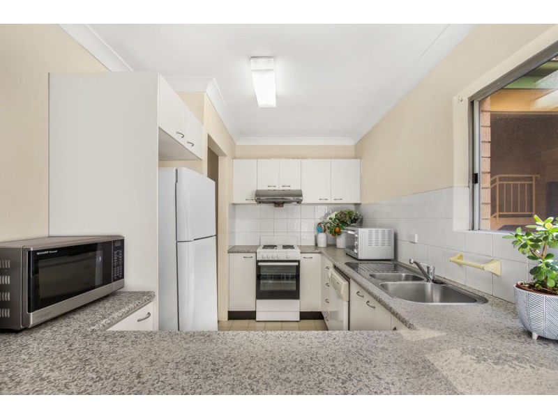 8/10-12 Edensor Street, Epping NSW 2121