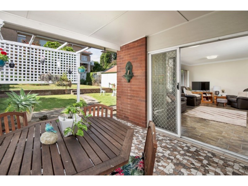 122 Moorefields Road, Kingsgrove NSW 2208