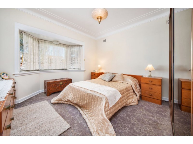 122 Moorefields Road, Kingsgrove NSW 2208