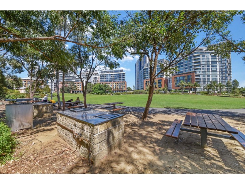 1001/20 Brodie Spark Dr, Wolli Creek NSW 2205