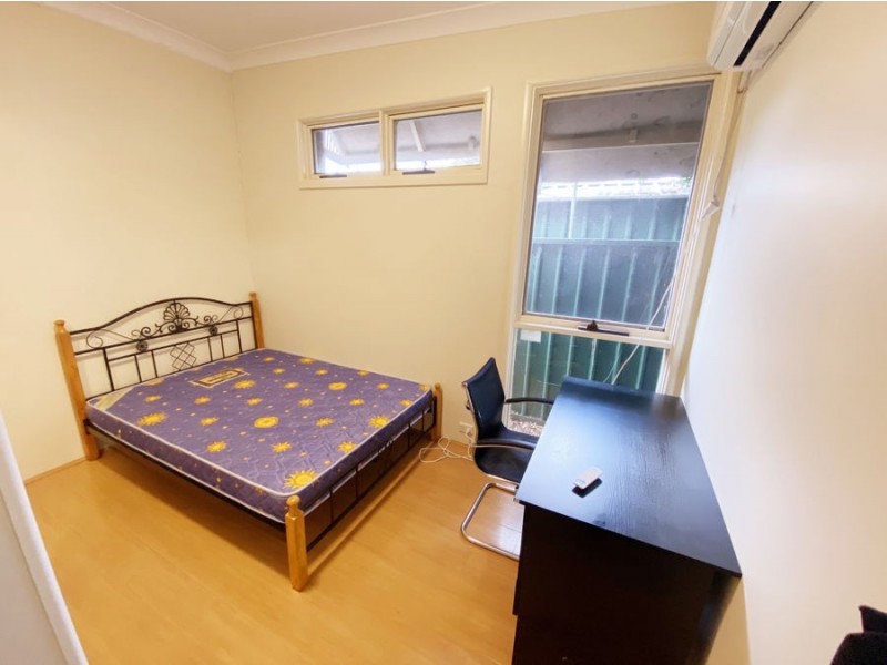 8 Alma St, Hurstville NSW 2220