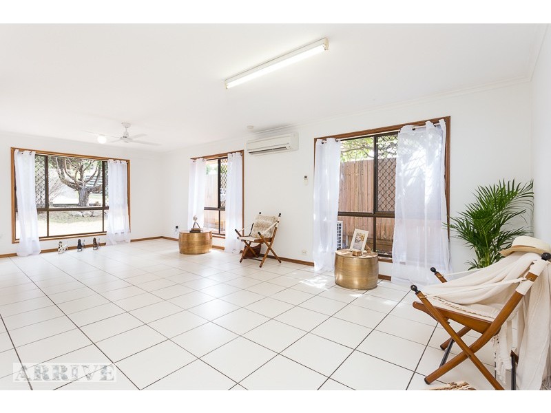 10 Warrandah Street, Rochedale South QLD 4123
