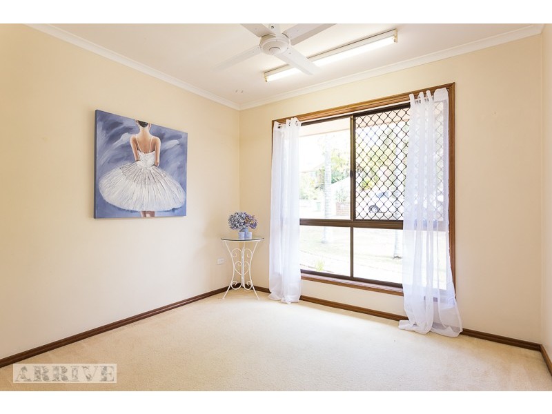10 Warrandah Street, Rochedale South QLD 4123