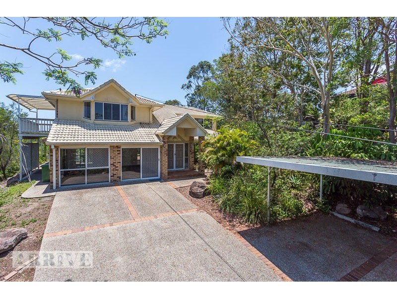 6 Elwyn Court, Springwood QLD 4127