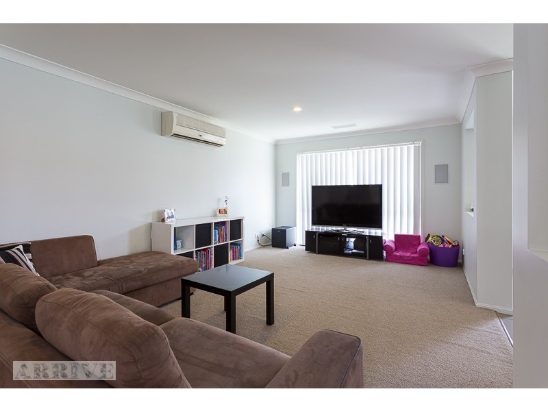 20 Bodacious Tce, Pimpama QLD 4209