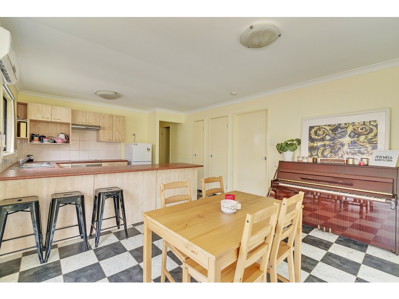 6 Lamington Place, Loganholme QLD 4129