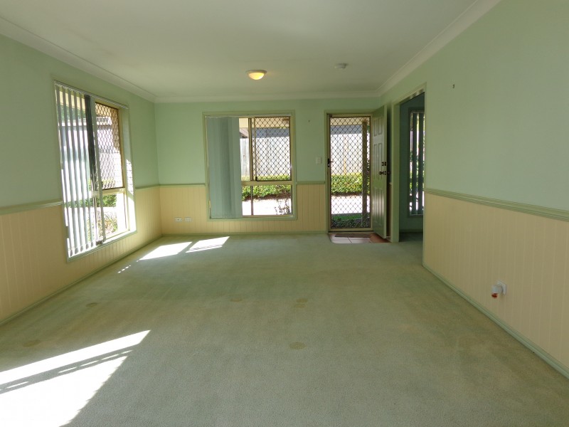 2/15 Abang Ave, Tanah Merah QLD 4128