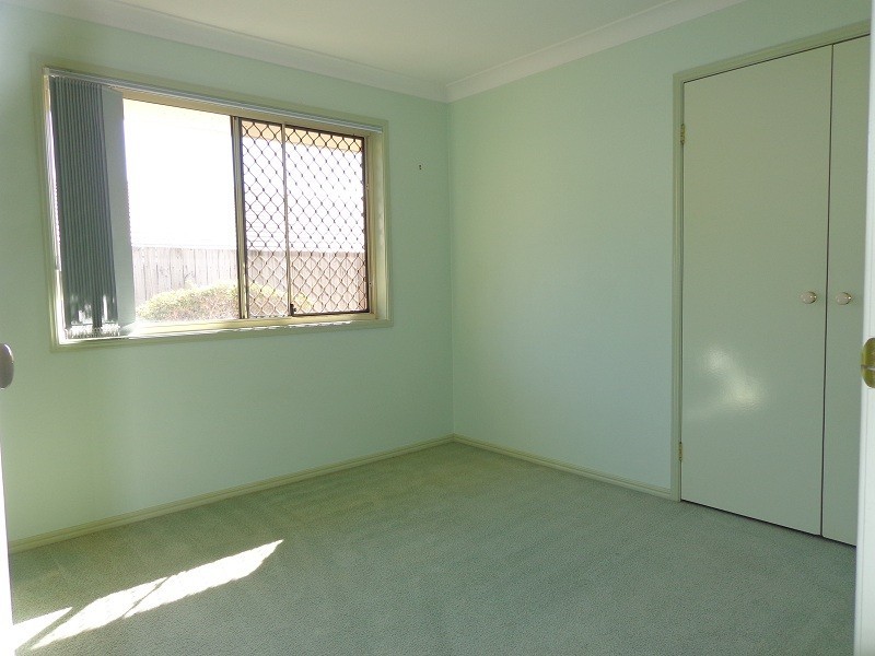 2/15 Abang Ave, Tanah Merah QLD 4128